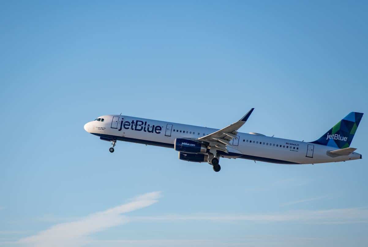 JetBlue Launches New Menu With Delicious Eats In The Sky