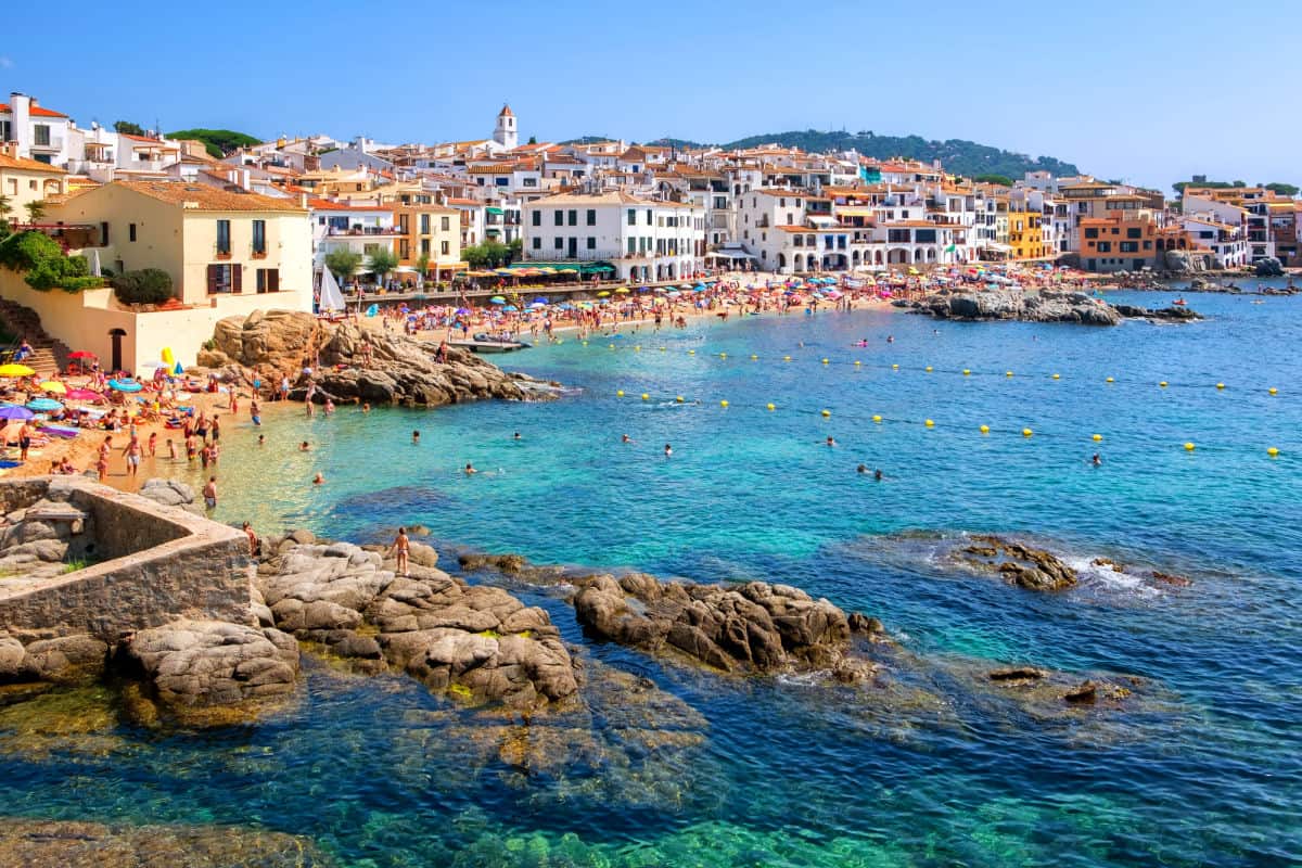 5 Coastal Towns In Spain You Should Visit This Summer