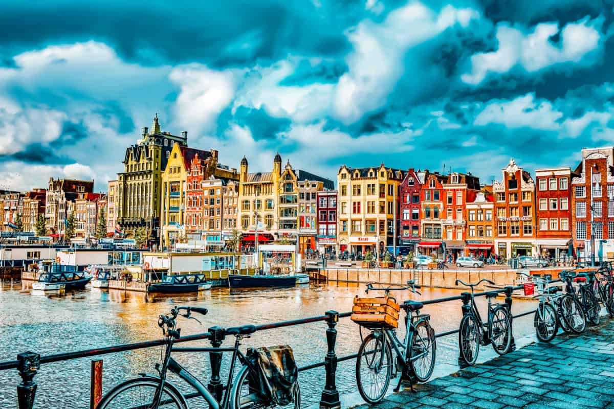 Amsterdam: 7 Things Travelers Need To Know Before Visiting