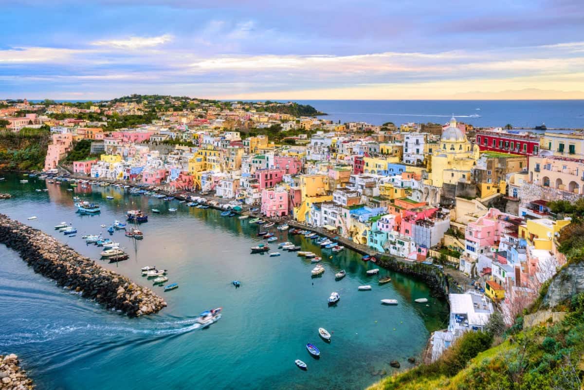 This Idyllic Italian Destination Is Perfect For Budget Travelers