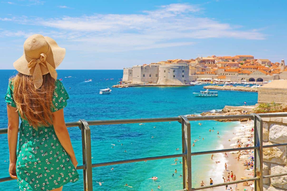 5 Reasons Why Solo Travelers Love This European Country