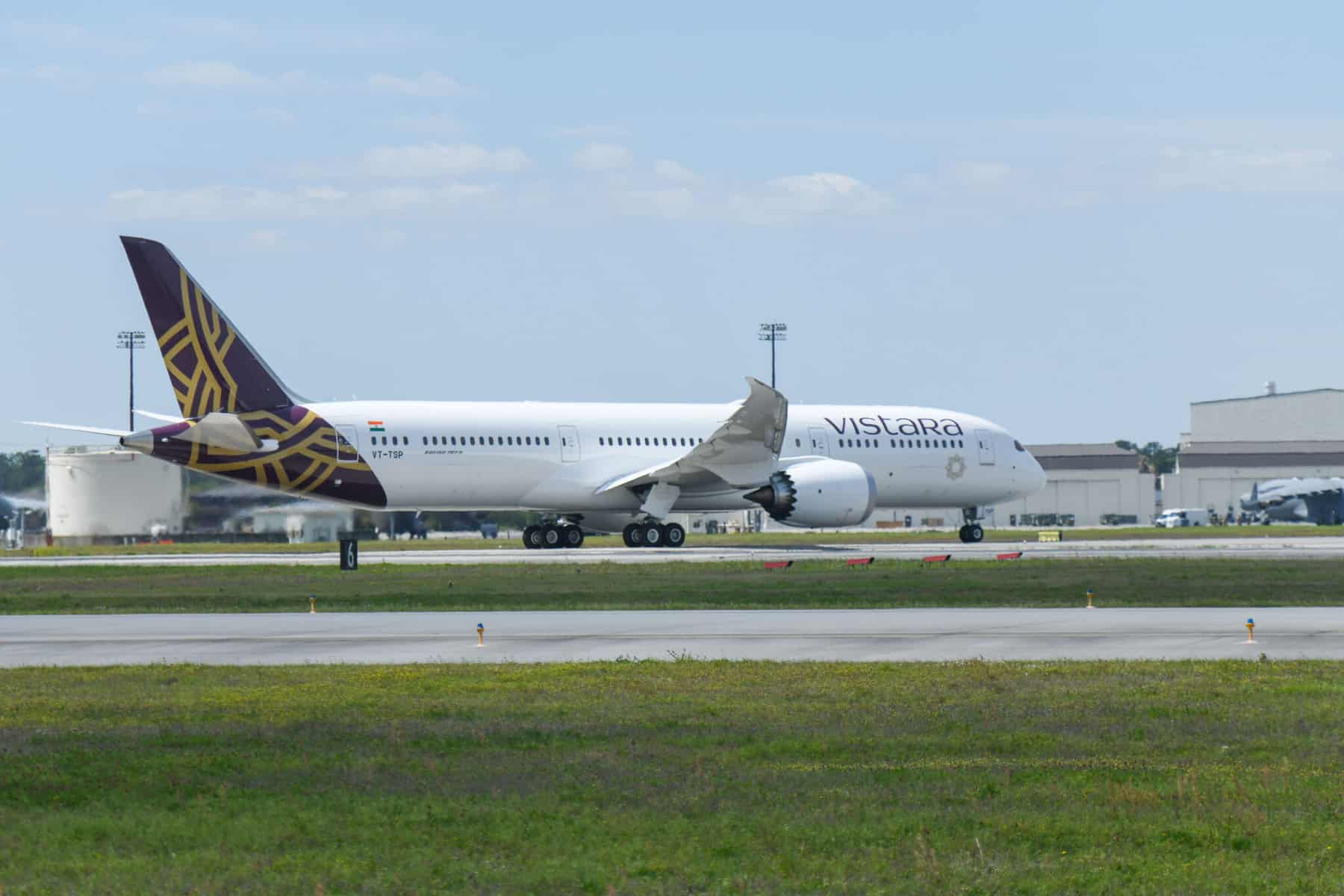 Vistara inaugurates direct connectivity between Mumbai and London