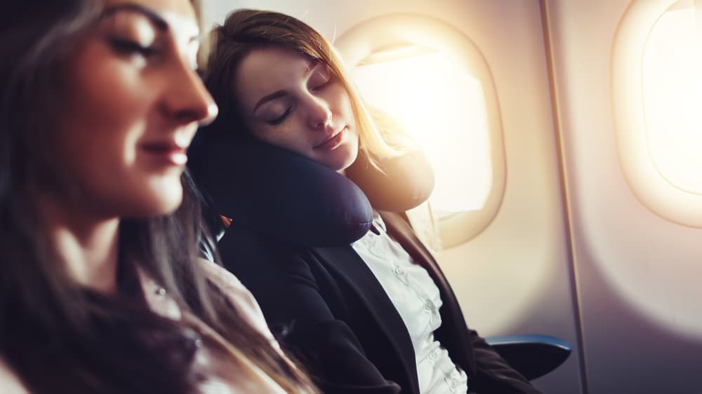 Top six tips on ‘how to fall asleep’ on a plane