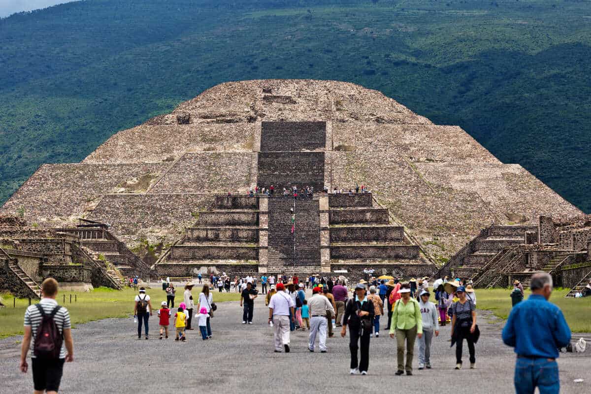 3 Reasons Why Mexico Is The Most Tourist-Friendly Country In Latin America