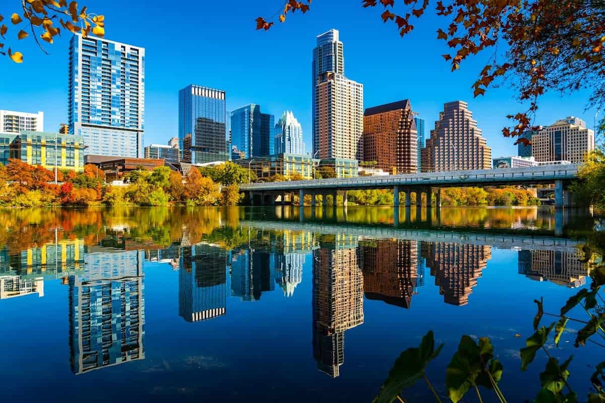 5 Reasons Why Fall Is The Perfect Time To Visit This Trendy Texas City