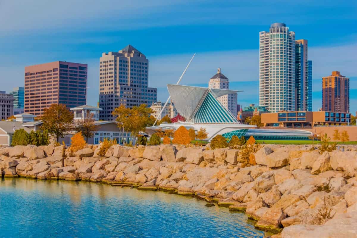 These 5 U.S. Cities Are Perfect For A Cheap Fall Getaway